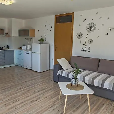 Naltom Apartment